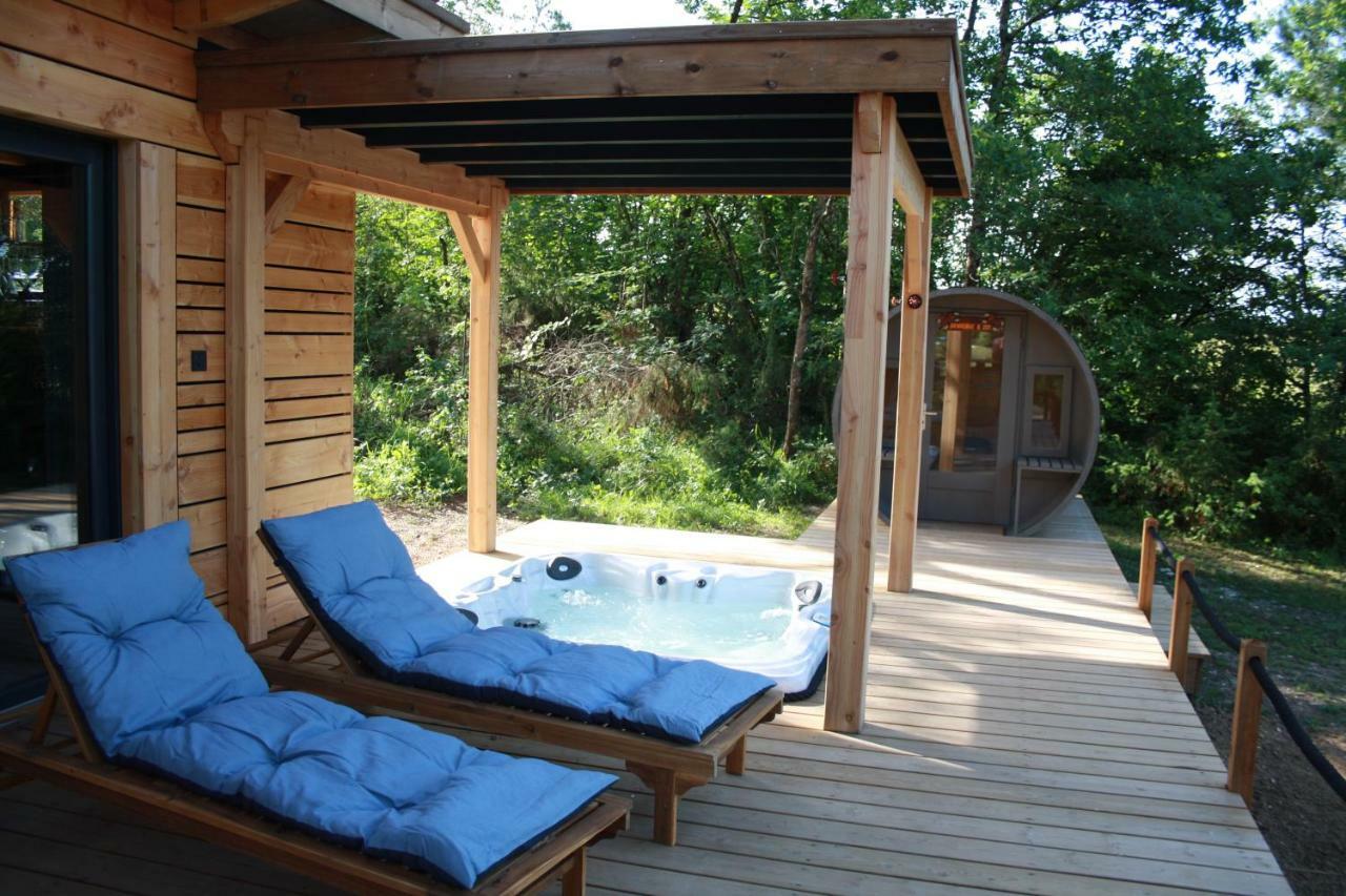 La Cabane A Papi Thénac 外观 照片