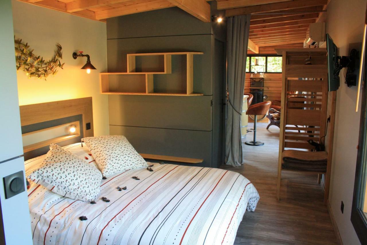 La Cabane A Papi Thénac 外观 照片