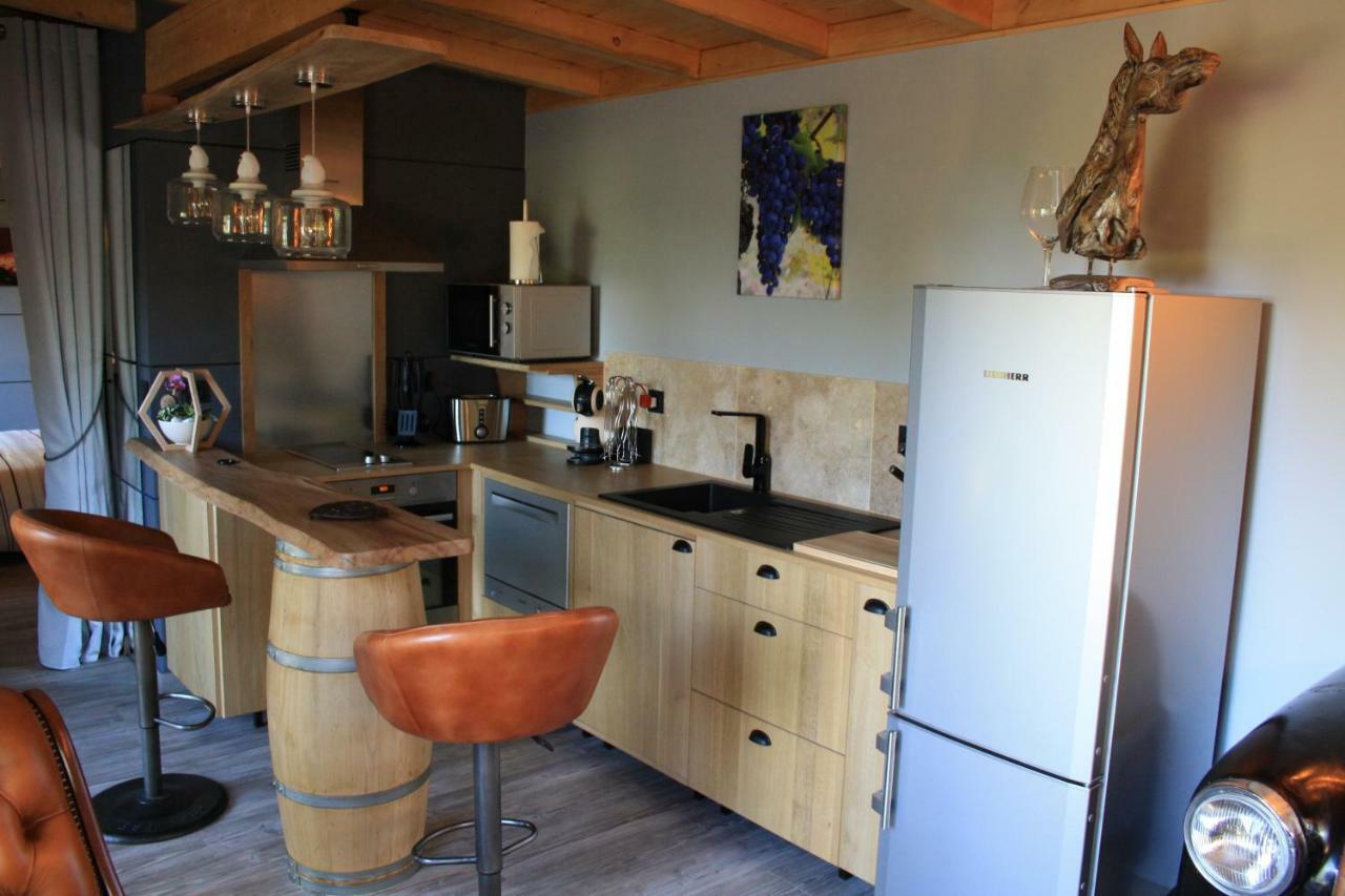 La Cabane A Papi Thénac 外观 照片